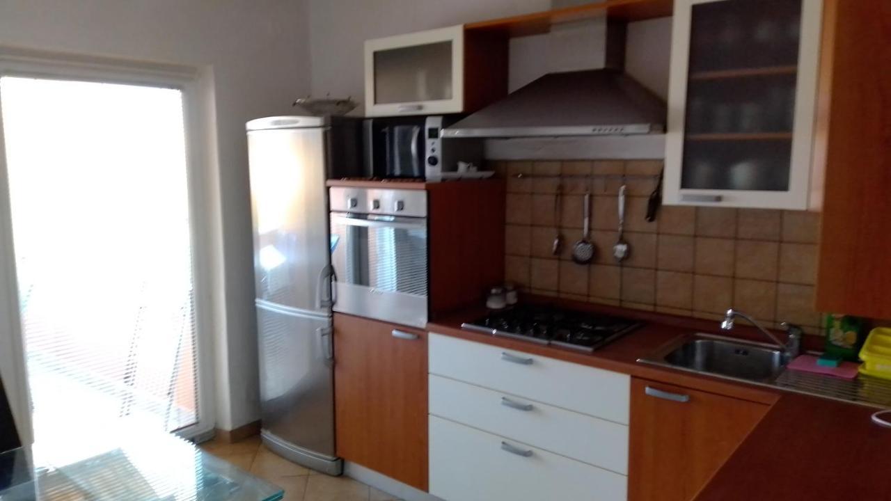 Mirni Kutak * Pula