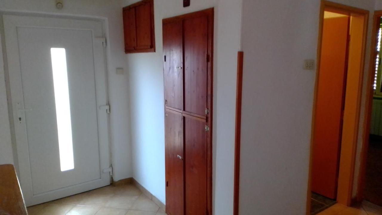 Mirni Kutak Apartment Pula